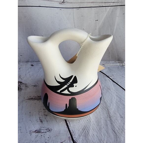 Vintage Native American Pottery Navajo Wedding Vase Signed Blue Pink Orange 5.5" - Picture 3 of 8